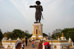 King Anouvong Statue